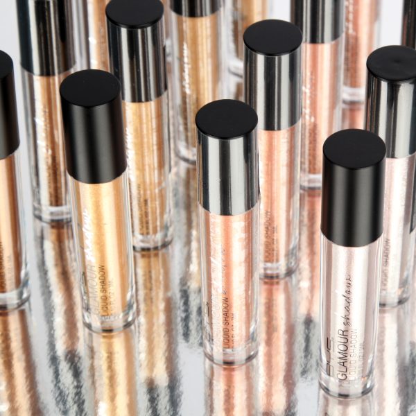 GlamourLiquidShadows_GroupStanding